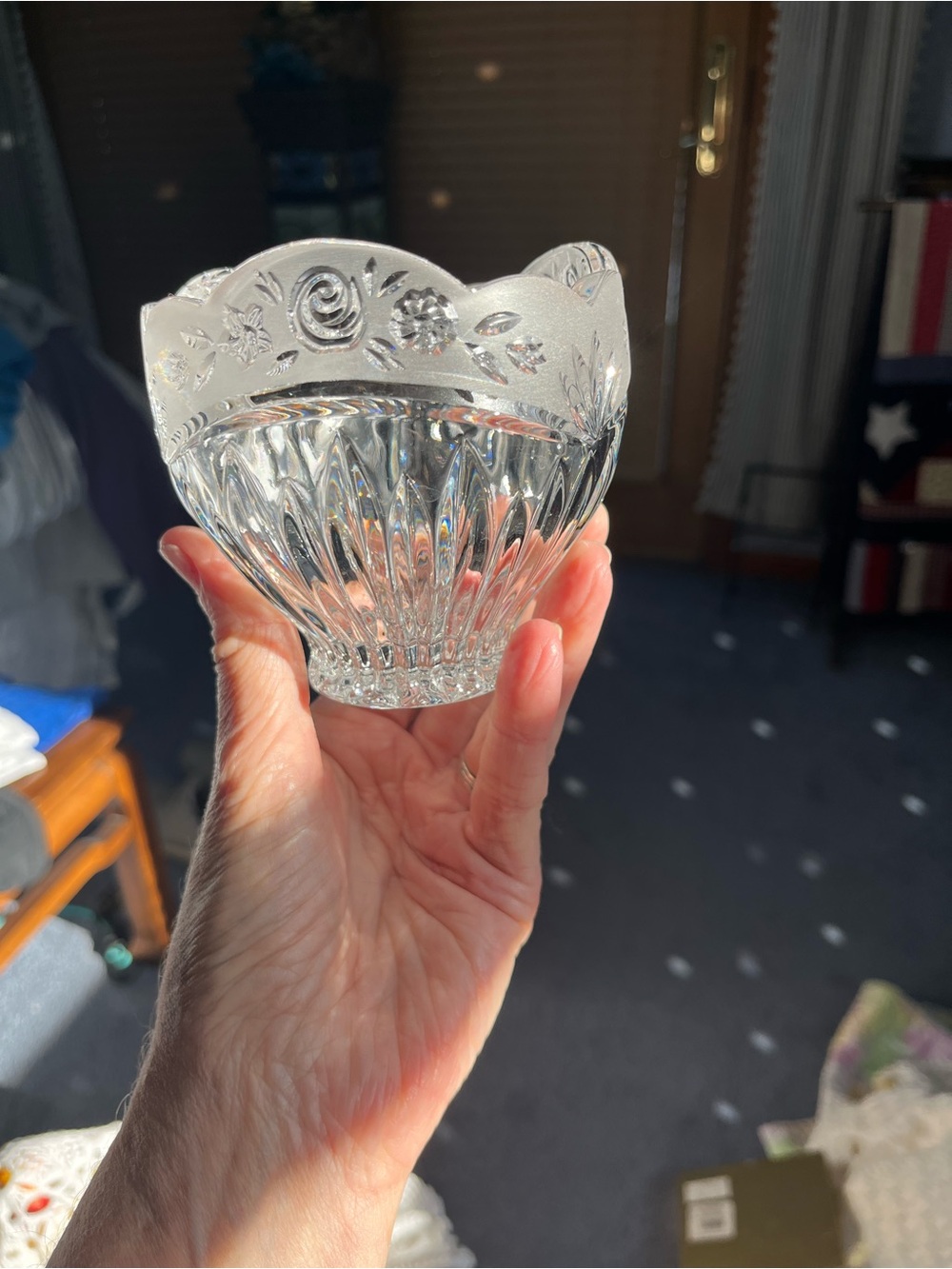 Oneida Crystal Bowl: Southern Garden Pattern